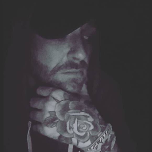 Meet your Posher, Micah - Picture 1 of 1